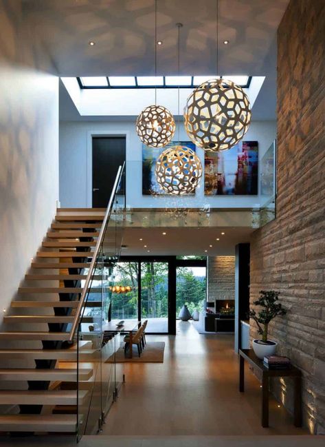 Modern home in West Vancouver offers wonderful indoor-outdoor lifestyle Stairways Ideas, درج السلم, Stone Farmhouse, West Vancouver, Unique House Design, Modern Staircase, Unique Houses, Unique Lamps, Staircase Design