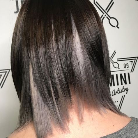 20 Unique and Beautiful Peekaboo Hairstyles - Haircuts & Hairstyles 2019 Lob Haircut With Peekaboo Highlights, Peekaboo Hair Straight, Grey Peekaboo Hair, Peekaboo Highlights Short Hair, Peek A Boo Hair Color For Brunettes, Brown Hair With Peekaboo Highlights, Hairstyles Peekaboo, Peekaboo Hairstyles, Hairstyles Dyed