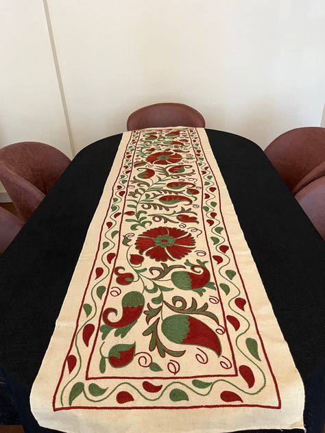 Suzani Fabric, Linen Table Runner, Traditional Decor, Bed Covers, Graphic Artist, Bohemian Decor, Green And Brown, Silk Fabric, Dining Linens