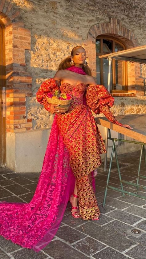 Congolese Traditional Attire, Traditional Congolese Dresses, Congolese Dress Style, Congolese Outfit, Nigerian Outfits For Women, Congolese Traditional Clothing, Congolese Dress, African Royalty Fashion, Traditional African Wedding Dress