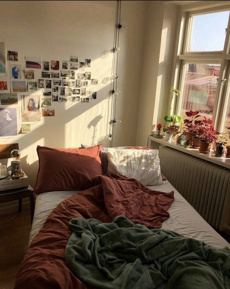 Room Aesthetics, Dekorasi Kamar Tidur, Apartment Bedroom, Bedroom Idea, Room Stuff, Aesthetic Rooms, Dreamy Room, Bedroom Dorm, Dream Apartment