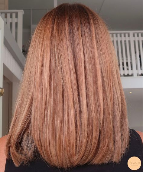 Copper Peach Hair, Strawberry Brown Hair, Colour Balayage, Peach Hair Colors, Copper Blonde Hair, Light Strawberry Blonde, Strawberry Blonde Hair Color, Hair Color Caramel, Peach Hair