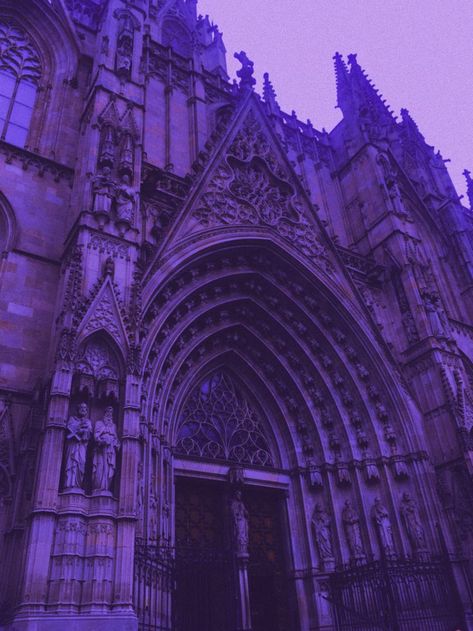 Lavender Victorian Aesthetic, Goth Icons Aesthetic, Purple Academia Aesthetic, Purple Aesthetic Dark, Purple Academia, Aesthetic Dark Purple, Purple Goth, Purple Gothic, Violet Aesthetic