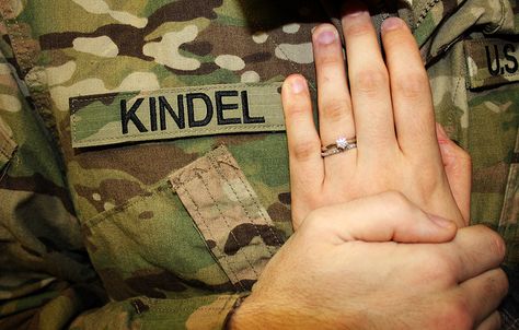 Military Engagement Photos, Army Wedding, Funny Wedding Pictures, Funny Bride, Military Photography, Military Couples, Country Engagement, Military Wedding, Military Photos