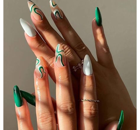 Nails Color Green, Cute Fake Nails, Fake Press On Nails, Simple Spring Nails, St Patricks Day Nails, Cheetah Nails, Light Pink Nails, French Nail Art, Stick On Nails