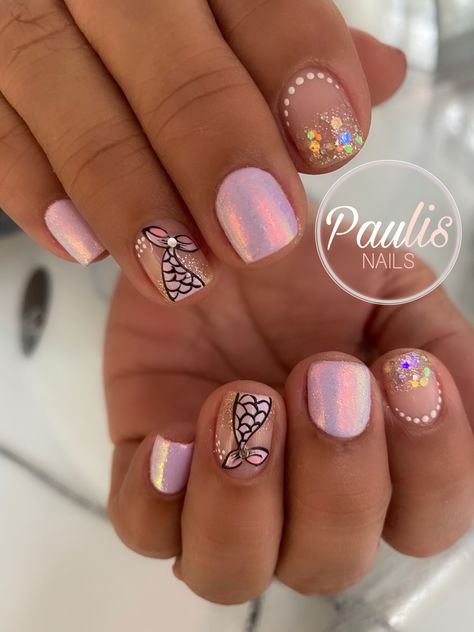 Beach Gel Manicure Ideas, Kids Mermaid Nails, Kids Summer Nails Designs, Beach Nails For Kids, Kid Manicure Ideas, Pink Nails For Kids, Toddler Nails Designs Kids, Kids Gel Nails Ideas, Kids Gel Nails