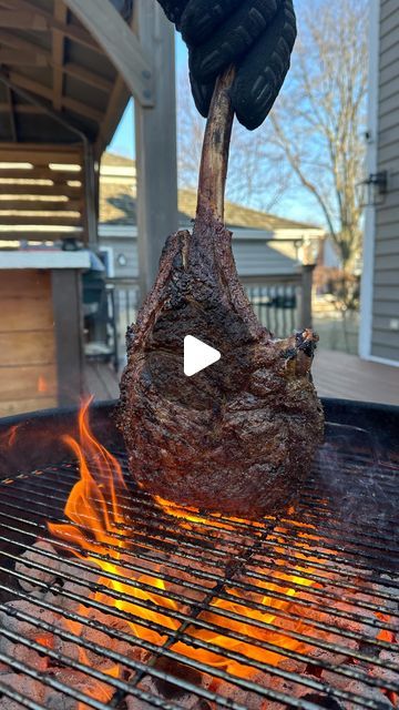 Tomahawk Steak Recipe Grill, Grilled Tomahawk Steak, Garlic Compound Butter, Tomahawk Steak Recipe, Grilled Ribeye Steak, Steak Grill, Shredded Beef Tacos, Grilled Ribeye, Rib Steak