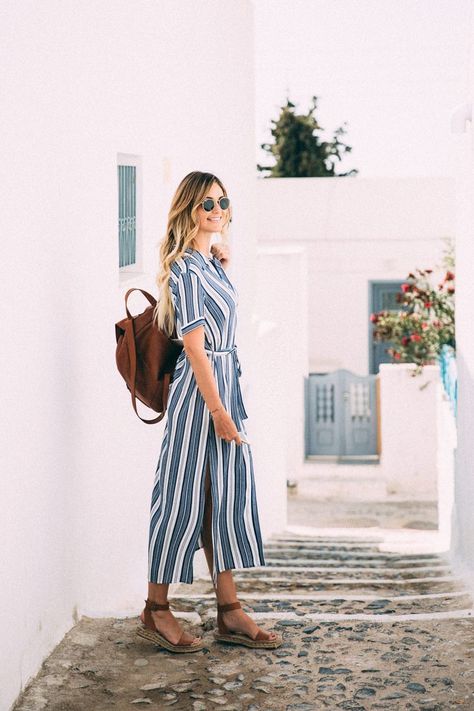 What To Wear In Greece | Greece Outfits for vacation Greece Vacation Outfit, Trendy Holiday Outfits, European Travel Outfit, Winter Vacation Outfits, Royal Caribbean Cruises, Greece Outfit, Europe Photography, Beach Vacation Outfits, Greece Vacation