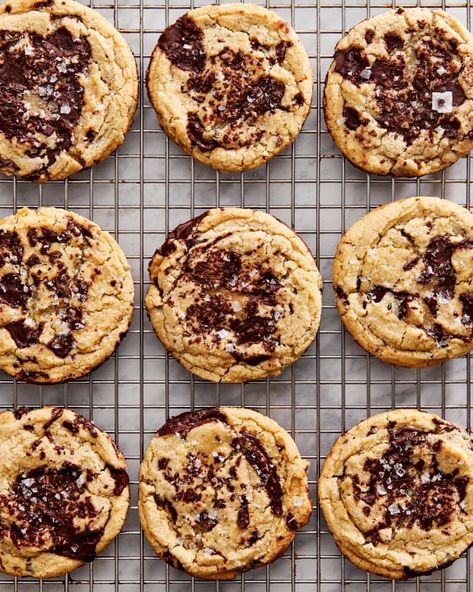 Fancy Chocolate Chip Cookies (Food-Stylist Approved) | The Kitchn Fancy Chocolate, Frozen Cookie Dough, Chocolate Chip Cookies Recipe, Perfect Chocolate Chip Cookies, Flaky Salt, Baking Mat, Silicone Baking, Chocolate Chip Cookie, Cookies Recipes Chocolate Chip