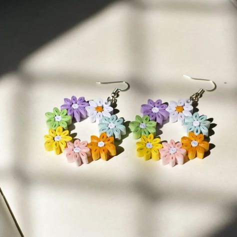 Diy Quilling Earrings, Diy Quilling Crafts, Quilling Flower Designs, Paper Quilling Earrings, Paper Quilling For Beginners, Paper Quilling Flowers, Paper Quilling Cards, Paper Quilling Jewelry, Quilling Work