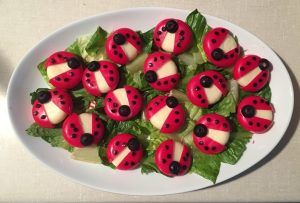 Ladybug Snacks, Cheese And Olives, Babybel Cheese, Fruit Platter Designs, Busy Girl, Ladybug Birthday Party, Fairy Garden Party, Creative Food Art, Ladybug Birthday