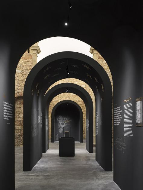 Gallery of Damião de Góis Museum and the Victims of the Inquisition / spaceworkers - 17 Hunter Journal, Urban Industrial Decor, Asma Kat, Museum Logo, Museum Interior, Museum Exhibition Design, Desain Pantry, The Inquisition, Museum Displays