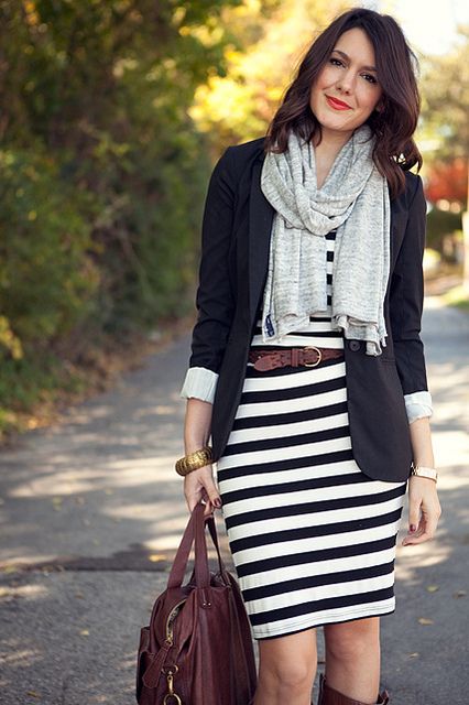 Kendi Everyday, Outfits Skirt, Elegante Casual, Striped Skirt, Style Skirt, A Skirt, Mode Hijab, Hey Girl, White Striped Dress