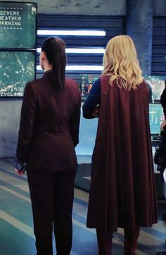 Supercorp Aesthetic, Lena Luthor Aesthetic, Supergirl Aesthetic, Find Wallpaper, Arrow Black Canary, Joining The Navy, Supergirl 2015, Supergirl Comic, On Leave