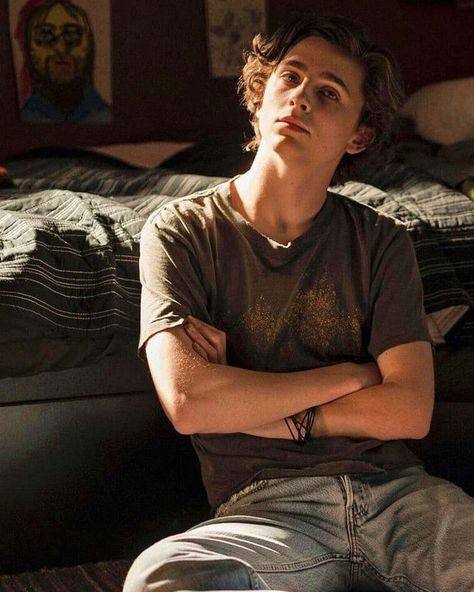 Timothée Chalamet (@chalamuppet) posted on Instagram: “Those jeans😍 . . . . . . #timothéechalamet #timotheechalamet #tchalamet #chalamet #ladybird #littlewomen #thefrenchdispatch #dune…” • Nov 28, 2021 at 3:46pm UTC Timothee Chalamet, Bed