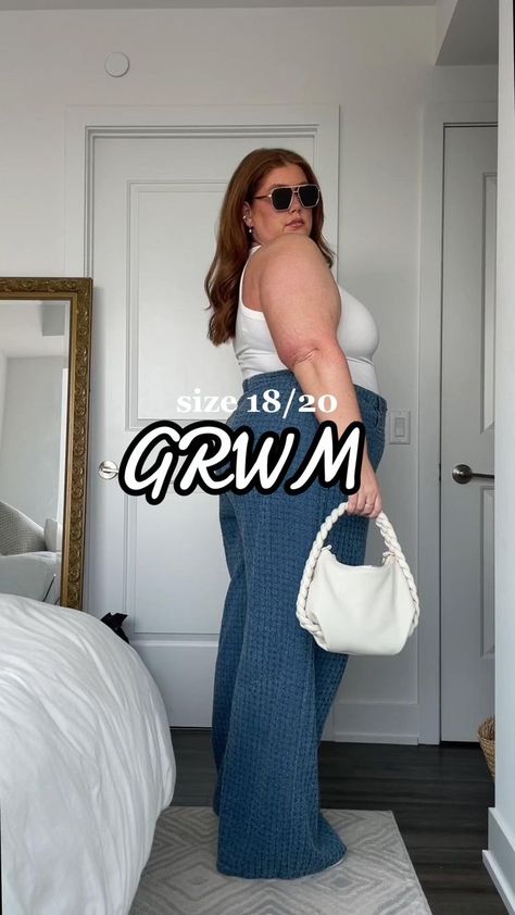 Semi Casual Plus Size Outfits, 2x Outfit Ideas, Black Turtleneck Outfit Plus Size, Cute Date Outfits Plus Size, Anthropologie Plus Size, Plus Size T Shirt Outfit, Date Outfits Plus Size, Date Night Plus Size Outfit, Plus Size Neutral Outfit