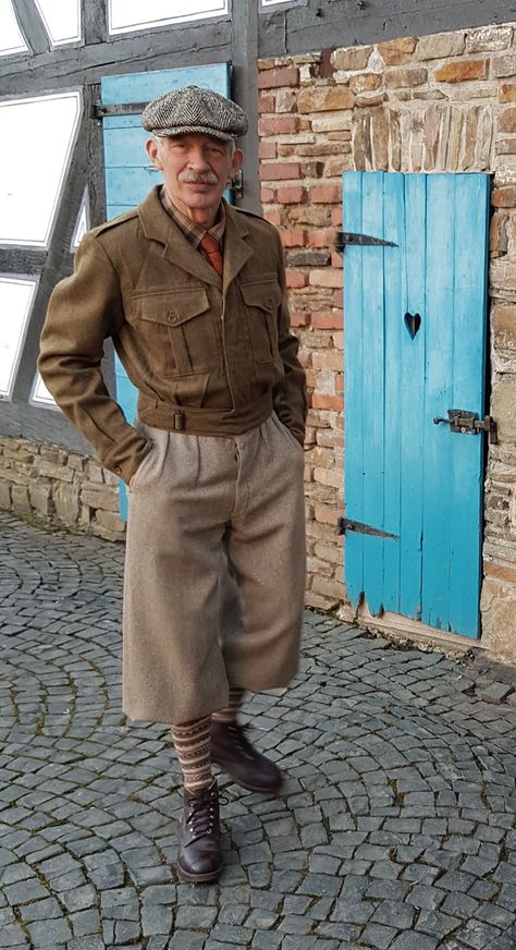 Pants Tucked Into Socks, 40s Fashion Mens, Old Time Fashion, 1890s Fashion Male, Vintage Hiking Outfit, 40s Men Fashion, 1890s Mens Fashion, 40s Mens Fashion, Old Man Clothes