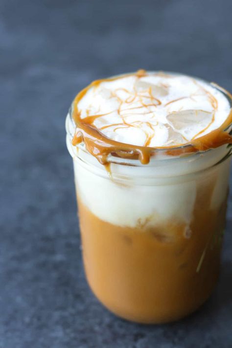 Cookie Butter Iced Coffee with Vanilla Oatmilk Cold Foam Butter Coffee Recipe, Almond Milk Coffee, Iced Cappuccino, Speciality Coffee Shop, Coffee Treats, Butter Coffee, Cold Foam, Cinnamon Coffee, Cut Watermelon