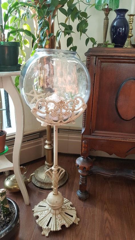 Antique fish Bowl Stand Antique Fish Tank, Vintage Fish Bowl, Vintage Fish Tank, Fish Bowl Ideas, Fish Tank Themes, Fish Stand, Dream House Aesthetic, Fish Bowls, Fish Tank Design