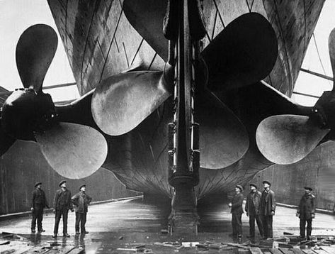 34 photos of the construction of the Titanic that you may not have seen before Titanic Drawing, Titanic Rose, Titanic Photos, Rare Historical Photos, Star Ocean, Lower Deck, The Titanic, Rms Titanic, Luxury Cruise