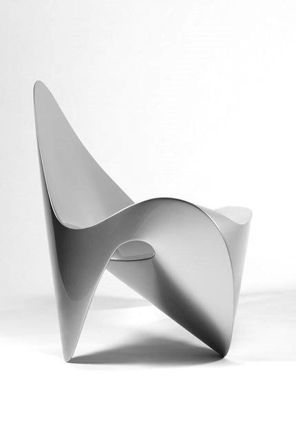 Zaha Form Follows Function, Organic Furniture, Futuristic Furniture, Design Apartment, Chaise Design, Form Design, Furniture Inspiration, Abstract Sculpture, Interior Furniture