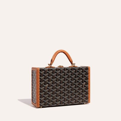 Goyard Trunk, Trunk Bag, Round Leather, Timeless Art, Balenciaga Designer, Louis Vuitton Shoulder Bag, Grand Hotel, Travel Companion, Birkin Bag