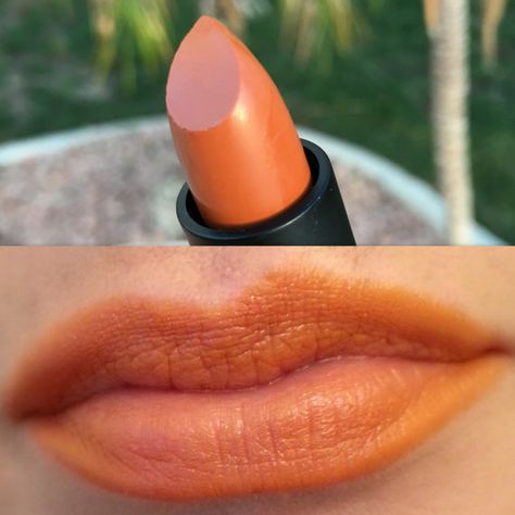 NEW PUMPKIN KING Lipstick Liner Lip Junkie by AddictiveCosmetics $17 Lipstick Liner, Vanilla Oil, Pretty Pumpkins, Lipstick Tube, Pumpkin King, Natural Lipstick, Vegan Cosmetics, King A, Lip Butter