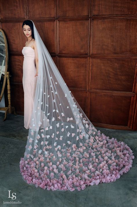 LS76/ Pink Ombre Veil/1 Tier Veil/chapel Veil / Custom Veil - Etsy New Zealand Ombre Veil, Colored Veil, Floral Wedding Veils, 2023 Weddings, Custom Veil, Ivory Bridal Veil, Tulle Wedding Veil, Bridal Hair Veil, Floral Veil