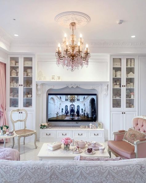 @meiii88 • Instagram photos and videos Television Room, Coin Tv, Spring Interiors, Babe Cave, Pink Lifestyle, Modern Farmhouse Plans, Dream Room Inspiration, Dream Apartment, Dream House Interior