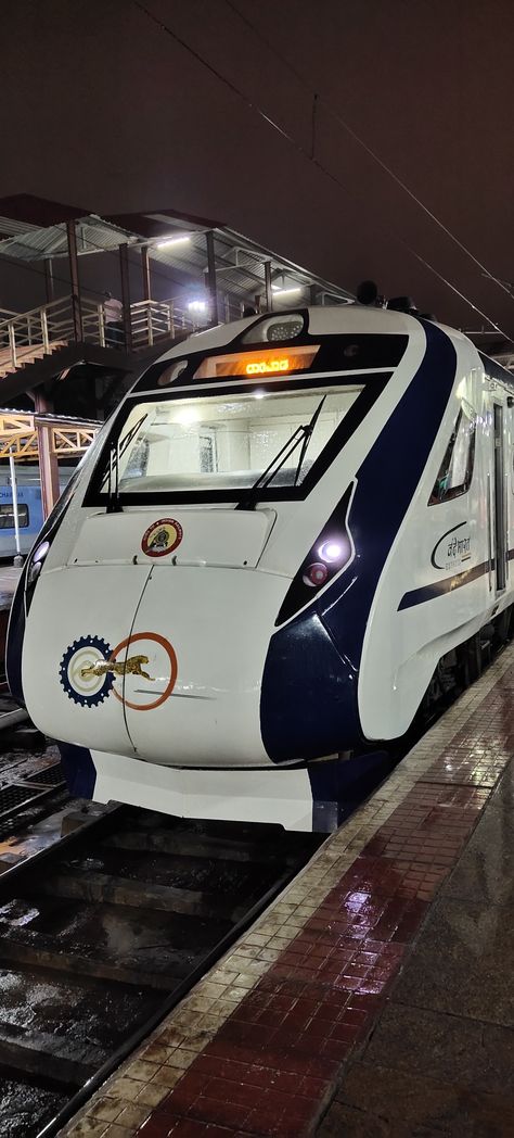 Vande Bharat Express, Vande Bharat, Indian Railways, Quick Saves