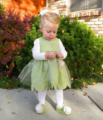 Long Sleeve Tinkerbell Costume, Toddler Tinker Bell Costume, Toddler Tinkerbell Costume, Tinkerbell Costume Kids, Diy Tinkerbell Costume, Tinkerbell Halloween Costume, Disney Family Costumes, Diy Girls Costumes, Bell Costume