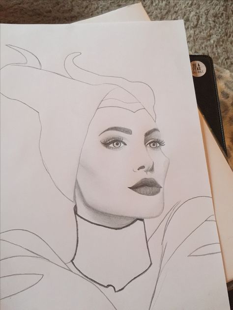 Maleficent drawing Maleficent Drawing, Maleficent Disney, Body Shape Sketch, Wooden Pencil, Art Pencils, Dope Art, Art Inspiration Painting, Character Sketch, Sketch Drawing