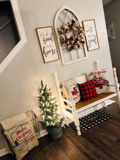 Half Wall Christmas Decor, No Foyer Entry Living Rooms, Entry Way Table Christmas Decor, Christmas Living Room Decorations, Christmas Entryway, Living Room Decorations, Christmas Living Room, Wall Decoration Ideas, Christmas Decor Inspiration