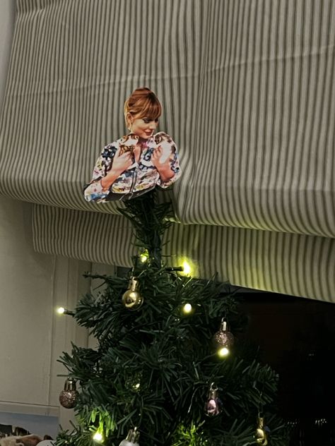 taylor swift tree topper 🤭 Taylor Swift Tree, Tree Topper, Tree Toppers, Taylor Swift, Swift, Pins