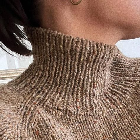 Brown Textured Knit Winter Sweater, Winter Textured Knit Brown Cropped Sweater, Fitted Brown Textured Knit Sweater, Brown Textured Knit Wool Sweater, Brown Fitted Jacquard Knit Sweater, Tweed Sweater, Holiday Knits, Brown Pattern, Easter Holiday