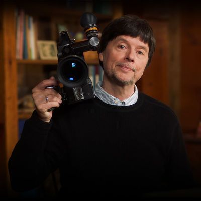 Ken Burns Teaches Documentary Filmmaking | MasterClass Ken Burns Documentaries, Make A Movie, Comedy Writing, Documentary Filmmaking, Film Up, Comedy Actors, Ken Burns, Film Life, Theatre Life