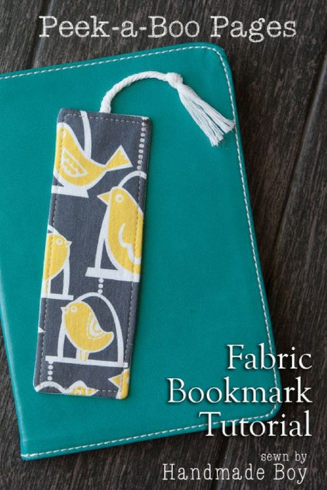 Bookmark Crochet, Fat Quarter Projects, Beginner Sewing Projects Easy, Leftover Fabric, Bookmarks Handmade, Sewing Projects For Beginners, Sewing Skills, Love Sewing, Sewing For Beginners