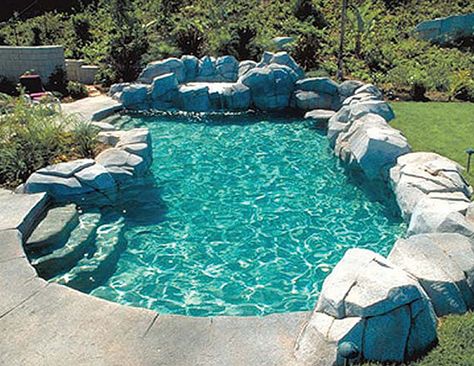 Garden Design Ideas On A Budget, Diy Swimming Pool, Small Pool Design, Natural Swimming Pools, Backyard Pool Landscaping, Dream Pools, Backyard Pool Designs, Swimming Pools Backyard, Small Pool