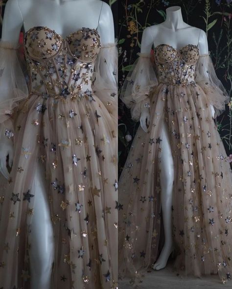 18th Birthday Dress, Ethereal Dresses, Corset Fashion Outfits, Unconventional Wedding Dress, Classy Prom Dresses, Prom Ball Gown, Gowns Prom, Ball Gowns Evening, Pretty Prom Dresses