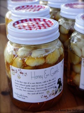 Honey And Garlic, Garlic And Honey, Garlic Honey, Herbal Remedies Recipes, Cold And Cough Remedies, Sick Remedies, Herbal Recipes, Natural Healing Remedies, Home Health Remedies