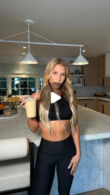 Tracy Tutor on Instagram: "Back at it with another smoothie recipe! 🍊🥤Let’s take a trip down memory lane to the days of Orange Julius… Which may or may not still exist? 🤷🏼‍♀️ 😂 Either way, this one came out so good so be sure to bookmark this one for your next smoothie! This recipe serves three, so feel free to tweak the quantities as needed: 3 scoops of vanilla protein 16 ounces of fresh orange juice 2 scoops of collagen powder 2 spoons of chia seeds A dash of flax seeds 1 cup of pineapples 1 cup of mangos #smoothie #healthylifestyle #food #recipes ipe" Ready To Blend Smoothies, Tracy Tutor, Carrot Top Smoothie, Sour Cherry Smoothie, Third Trimester Smoothie Recipes, Pregnancy Smoothie Recipes 2nd Trimester, Orange Julius, Collagen Powder, Memory Lane