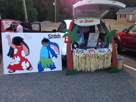 Kilo And Stitch Trunk Or Treat, Hot Wheels Trunk Or Treat Ideas, Trunk Or Treat Lilo And Stitch, Stitch Trunk Or Treat, Stitch Trunk Or Treat Ideas, Lilo And Stitch Trunk Or Treat Ideas, Lilo And Stitch Trunk Or Treat, Trunk Decor, Adult Halloween Party Games