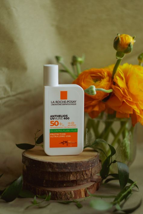 La Roche-Posay Anthelios line is one of the hottest suncare lines in the beauty industry. When I saw that LRP sells UVMune 400 in Europe, I had to order La Roche-Posay Anthelios UVMune 400 Oil Control Fluid SPF50+ since it's free from niacinamide - an ingredient that many people search for, but if you've got sensitive skin just like I do, it might cause you more problems than you expect. Is La Roche-Posay Anthelios UVMune 400 Oil Control Fluid SPF50+ your next sunscreen? La Roche Posay Sunscreen Anthelios, La Roche Posay Anthelios Uvmune 400, Laroche Posay Sunscreen, La Roche Posay Aesthetic, Laroche Posay Skincare, La Roche Posay Skincare, Laroche Posay, La Roche Posay Sunscreen, Italian Souvenirs