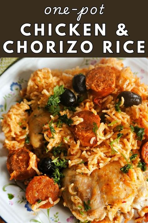 A plate with chicken and chorizo rice garnished with parsley. Crockpot Meals Ground Beef, Meals Ground Beef, Spanish Chicken And Chorizo, Chorizo Rice, Chicken And Chorizo, Pesto Recipes, Spanish Chicken, Chicken Chorizo, Chicken Thighs Recipes