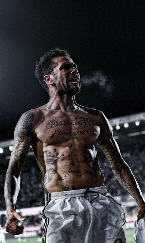 Dani Alves Juventus Wallpapers, Soccer Goals, Fc Barcelona Wallpapers, Dani Alves, Ronaldo Football, Football Tips, Best Football Players, Football Icon, Football Is Life