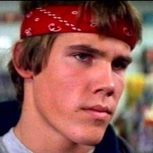 Josh Brolin (Brandon) | Here's What The Cast Of "The Goonies" Looks Like Today Josh Brolin Goonies, Young Josh Brolin, Josh Brolin 80s, Josh Brolin Young, 90s Faceclaims, Goonies Costume, Los Goonies, Brandon Walsh, Goonies Movie