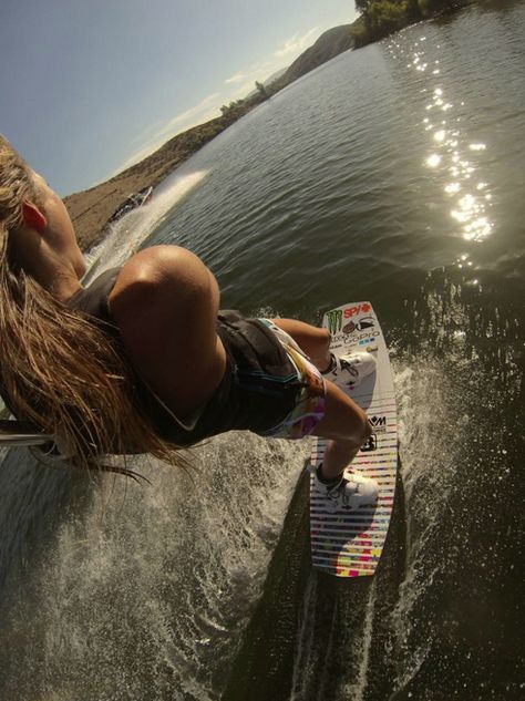 Wakeboard Wakeboarding Girl, Wake Board, Gopro Surfing, Sup Surf, Paddle Sports, Water Photography, Cycling Art, Water Skiing, Kite Surfing