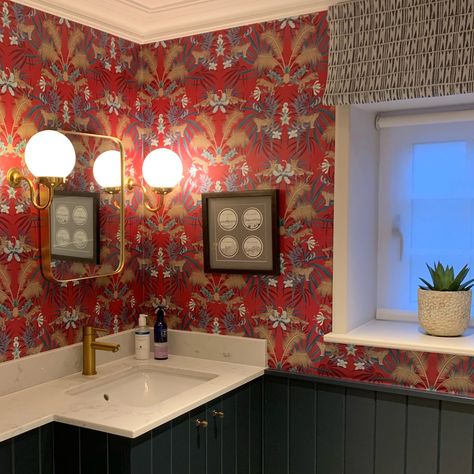 Luxe Wallpaper, Swan Wallpaper, Bathroom Design Layout, Bathroom Inspiration Modern, Bathroom Red, Red Leopard, Living Room Design Decor, The Leopard, Wallpaper Collection