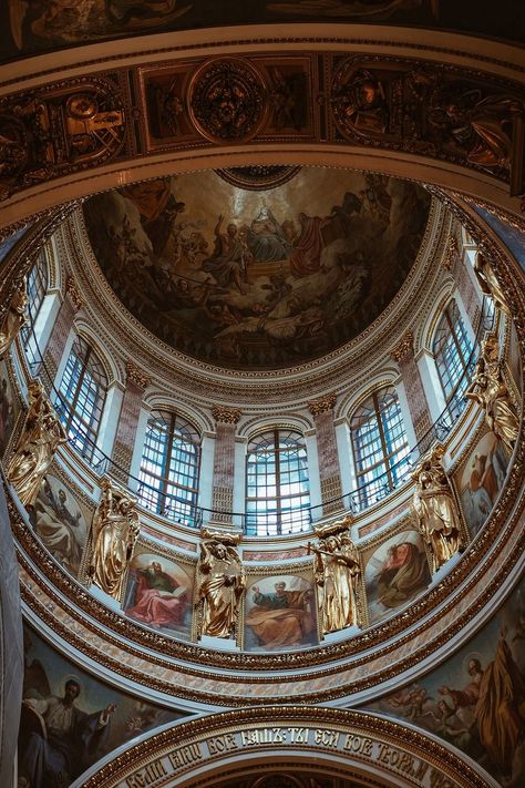 Saint Elizabeth, Christian Things, Castle House, St Petersburg Russia, Petersburg Russia, Story Ideas, Eiffel Tower Inside, St Petersburg, Art And Architecture