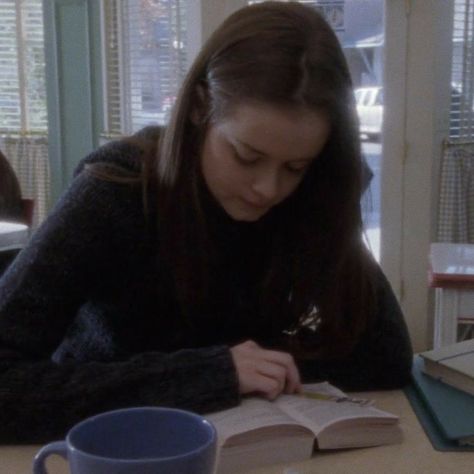 Study Books, Stars Hollow, Rory Gilmore, Gilmore Girls, Coffee, Stars, Books